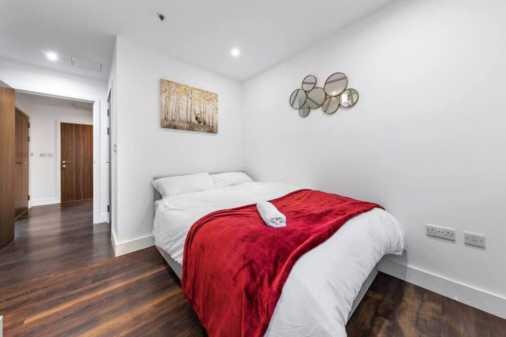Sleep 7 20 Mins From London Waterloo Bp65 아파트 외부 사진